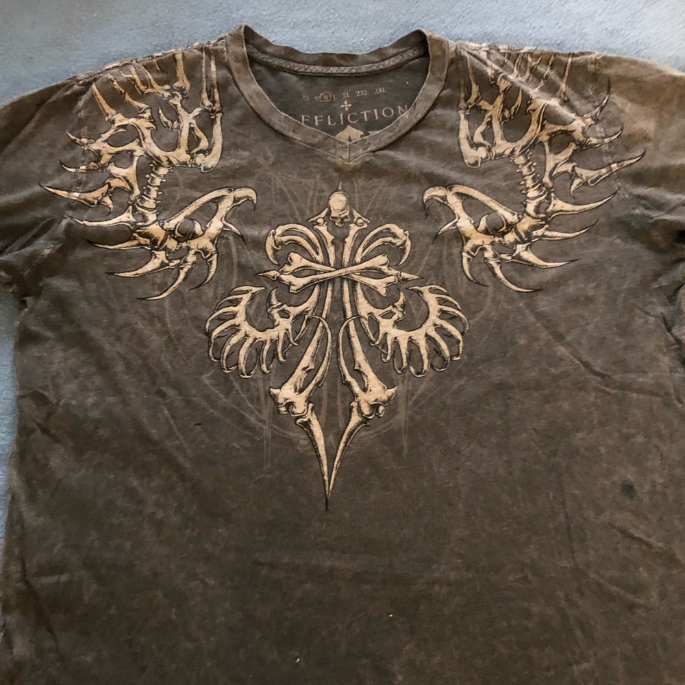 Sold: Affliction T-Shirt - Picture 3 of 8